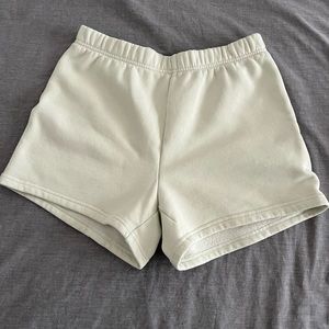 Cozy Fleece Perfect Hi-Rise 3" Sweatshort
